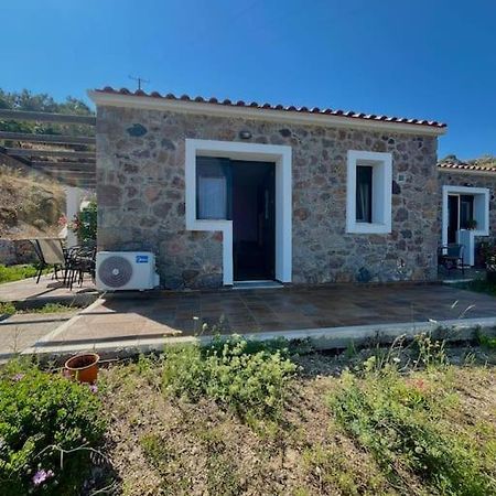 Κamares Houses Митилини Экстерьер фото