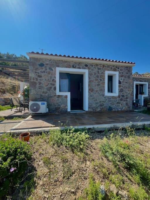 Κamares Houses Митилини Экстерьер фото